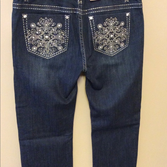 NWT- LA Idol Bling Jeans - Picture 2 of 3